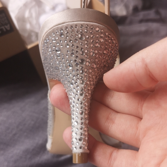 Rhinestone Peep Toes Sz10 - Picture 7 of 7